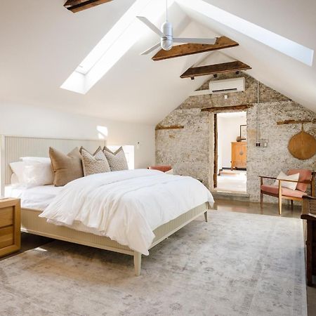 Kat Florence Hotels Elora Bagian luar foto