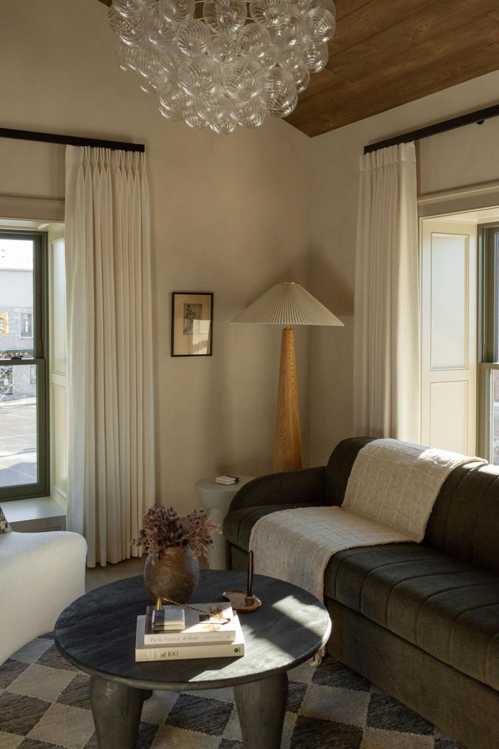 Kat Florence Hotels Elora Ruang foto