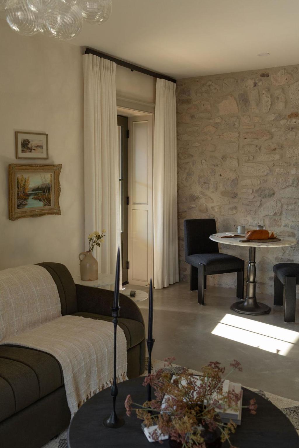 Kat Florence Hotels Elora Ruang foto