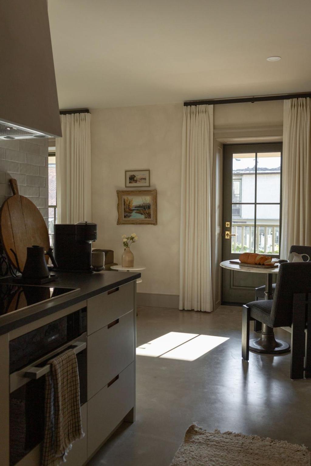 Kat Florence Hotels Elora Ruang foto